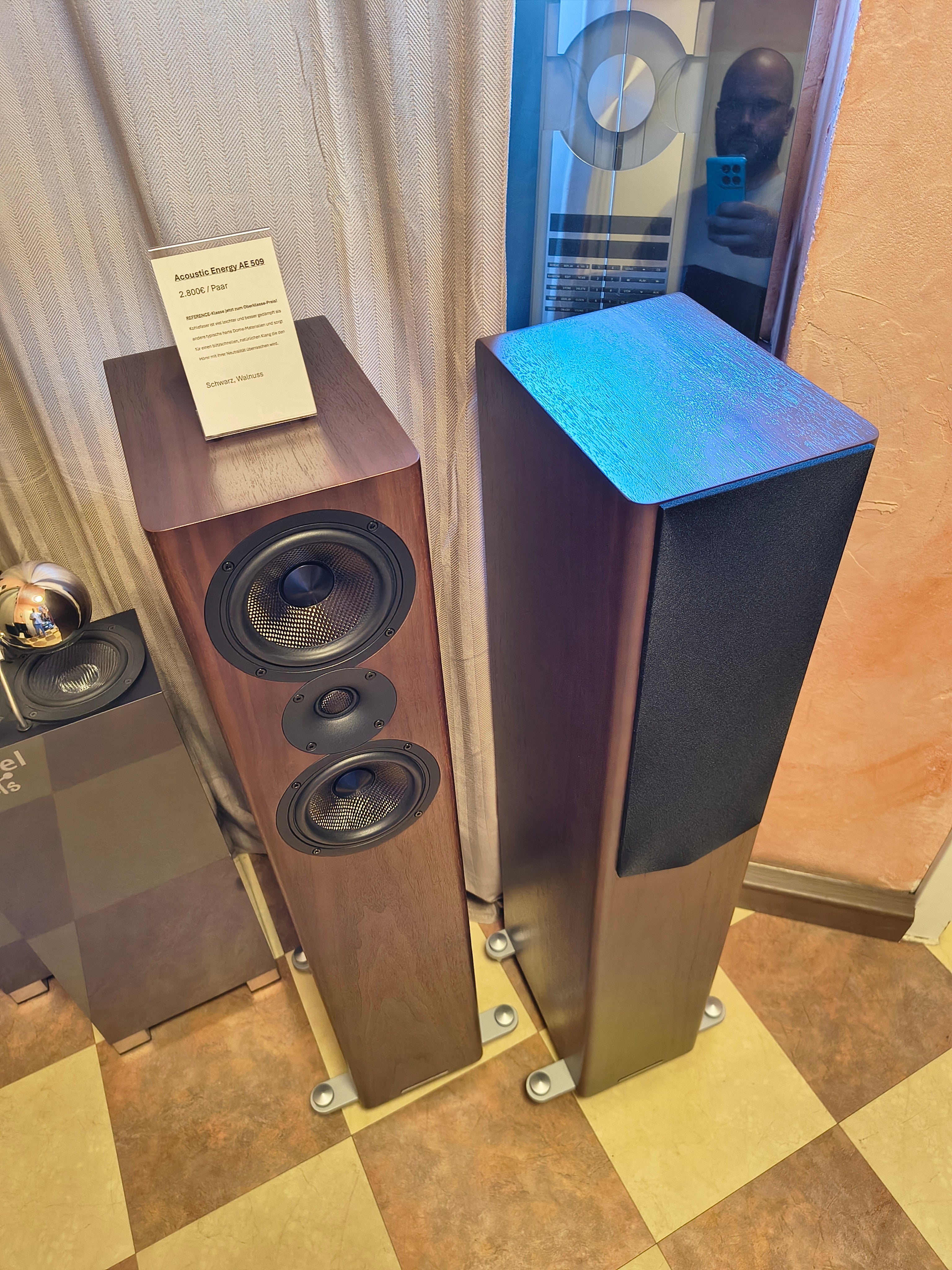 Acoustic Energy AE509 Walnuss Paarpreis (Aussteller)