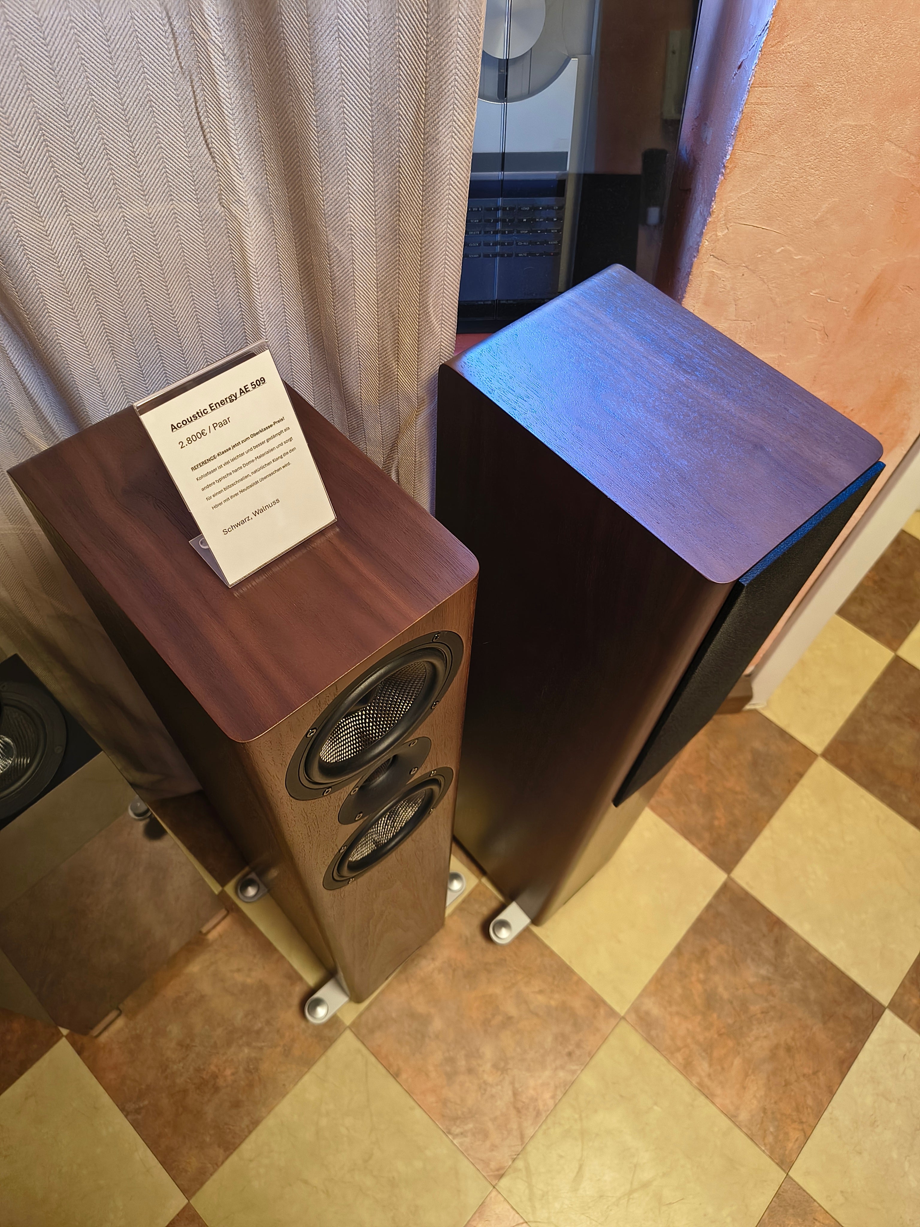Acoustic Energy AE509 Walnuss Paarpreis (Aussteller)