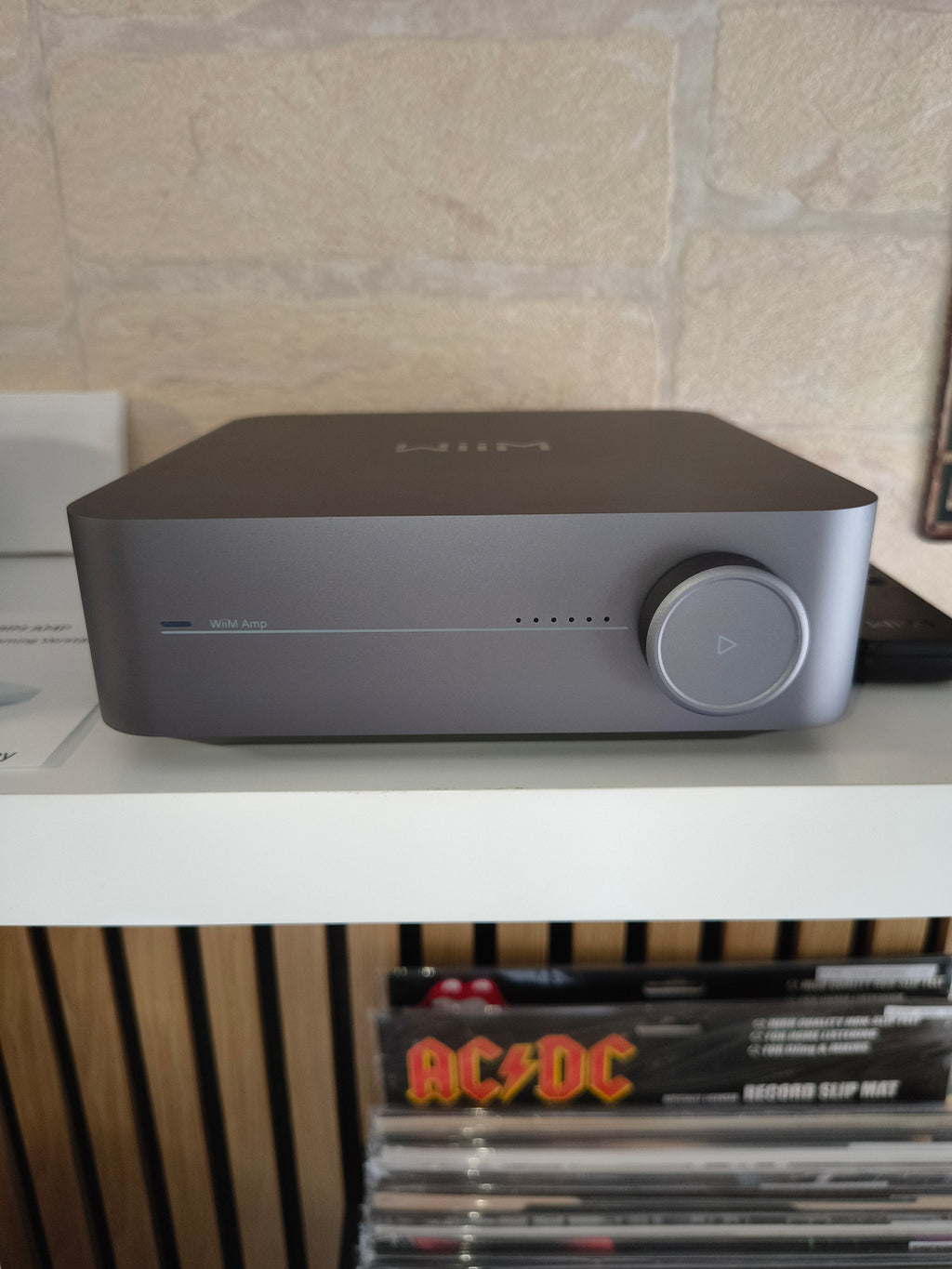 WiiM Amp Aussteller Space Grey
