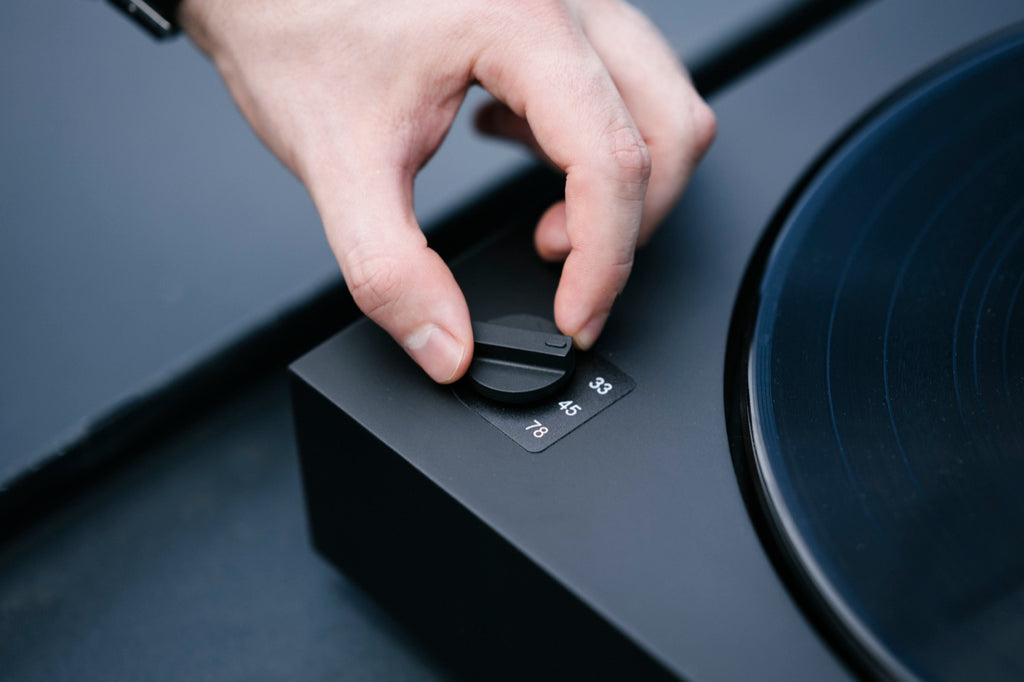 Pro-Ject A2 ( Vollautomatischer Plattenspieler )